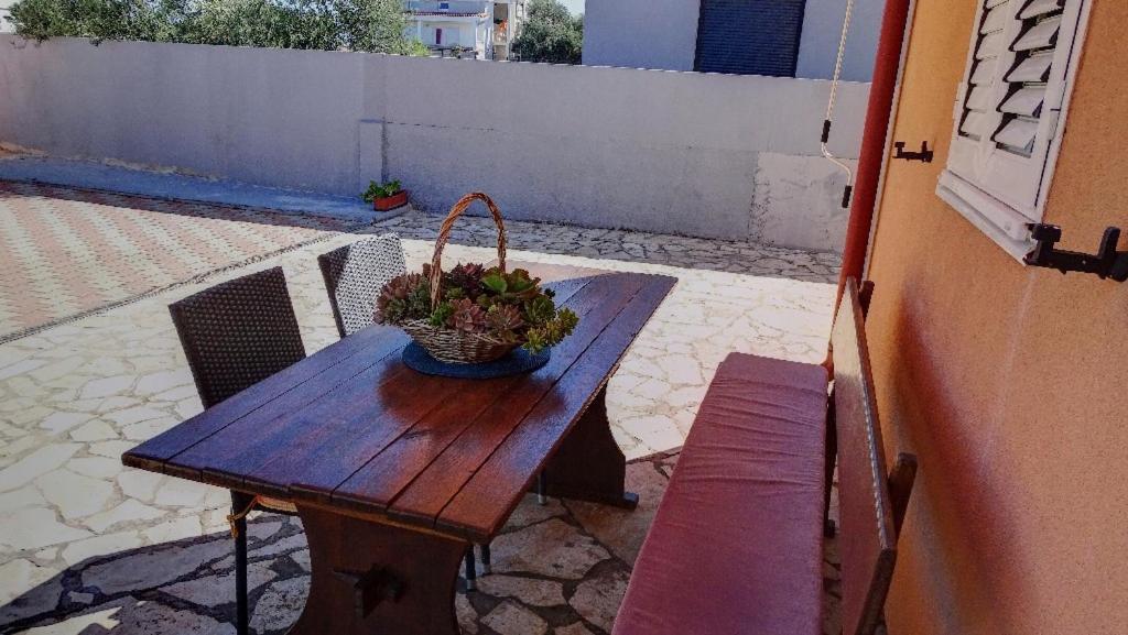 Studio Apartman I Mali Apartman فير المظهر الخارجي الصورة